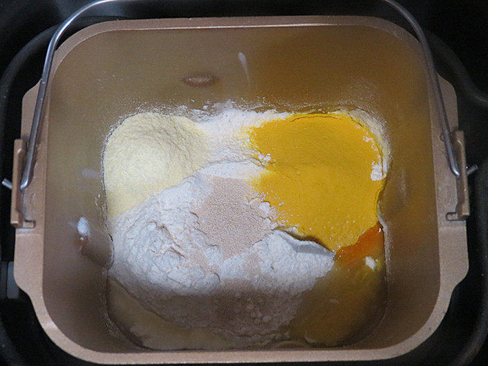 排排坐分萝卜【米菲兔挤挤小面包】 ,黄色面团也是一样的操作