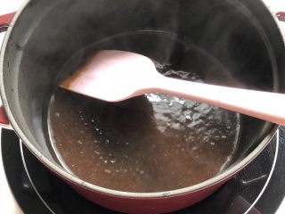 减脂黑椒牛排,中火煮至浓稠。