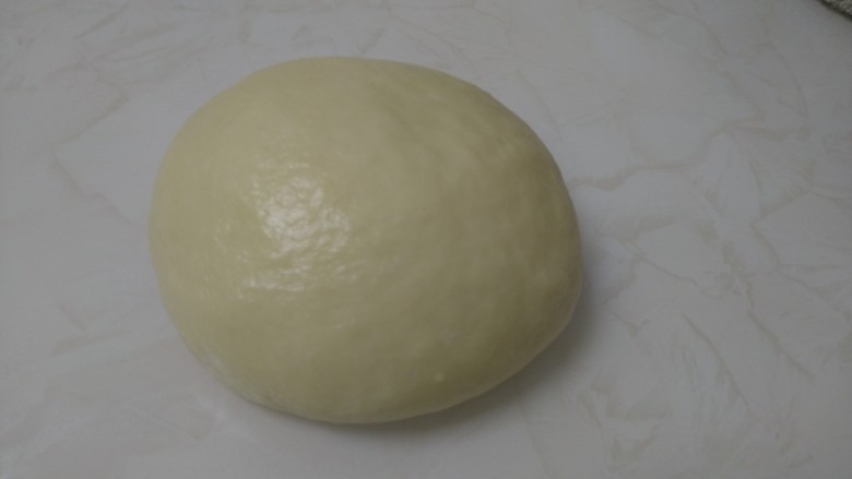 芝麻椒盐烧饼,搅拌均匀活成光滑的比较软的面团，静置20分钟。