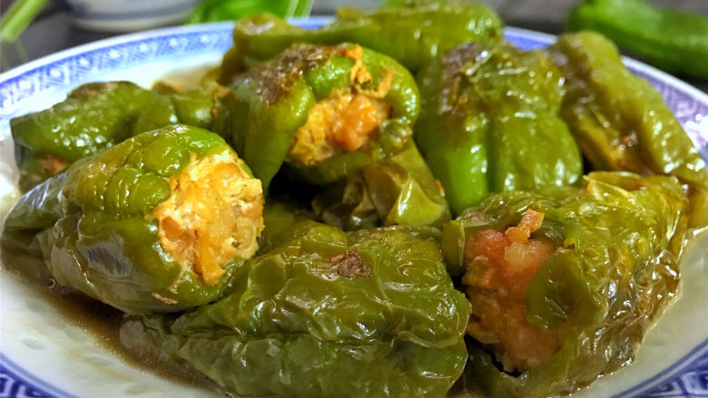  虎皮青椒酿肉,香辣鲜美，好吃不腻口，有了它饭都能多吃一碗。