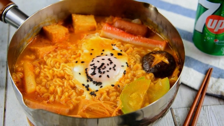 韩式部队锅的美味，你必须了解一下