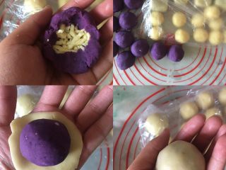 网红仙豆糕,紫薯泥25g左右一份，按成饼状放入芝士团成小紫薯团，饼皮面团按扁包入紫薯芝士夹心馅，捏紧收口
