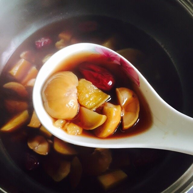 红枣板栗番薯糖水,铛铛铛时间到，一份美味的甜汤大功告成！