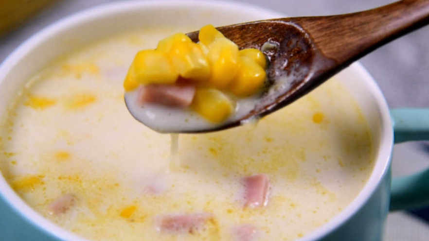 玉米的清香味和奶香味完美的融合在一起——玉米浓汤