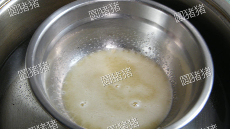 可可奶冻卷,材料C鱼胶粉+水浸泡10分钟至软，隔水溶化成液态。