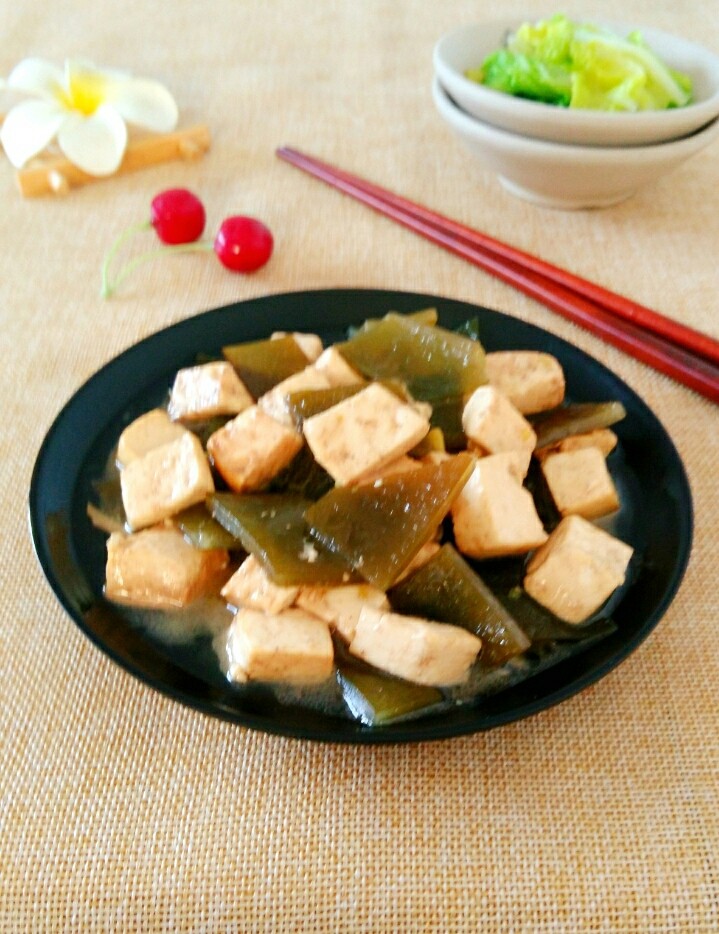 海带根炖豆腐