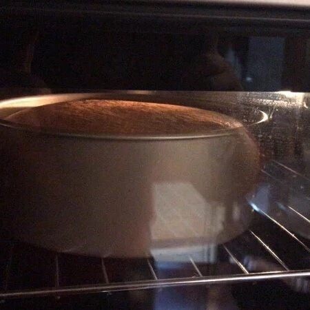 香芋戚风蛋糕,烤箱预热160度，烤30分钟左右