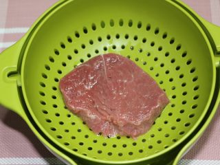 西湖牛肉羹,把水沥干