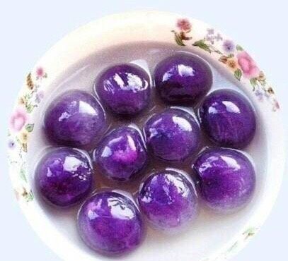 紫薯水晶汤圆,出锅盛碗