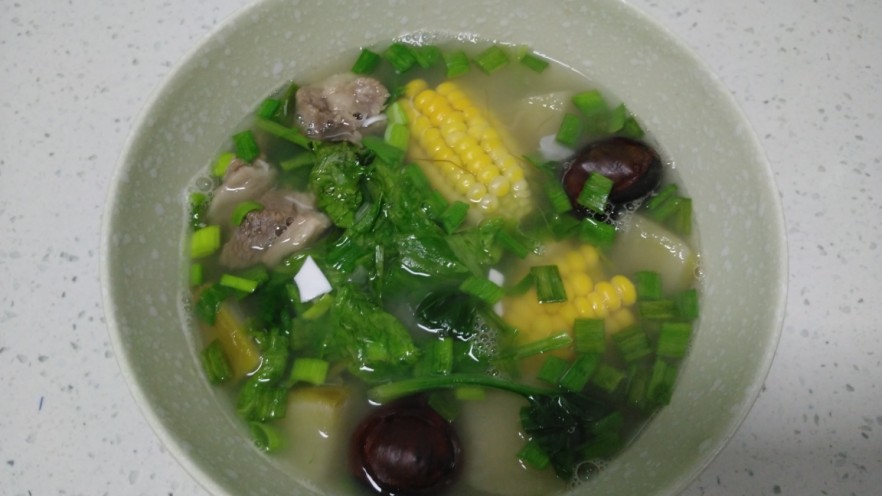 玉米羊肉青菜汤