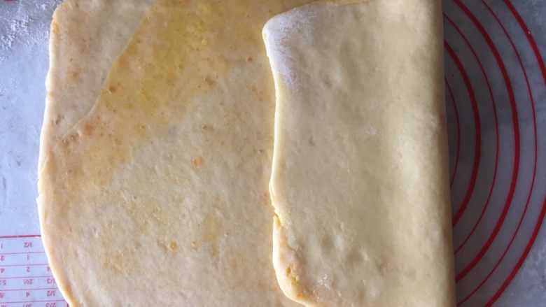 咸蛋黄酥饼干,像叠被子一样三折