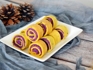 紫薯糯米鸡蛋卷,美味的紫薯糯米鸡蛋卷，就完成啦！