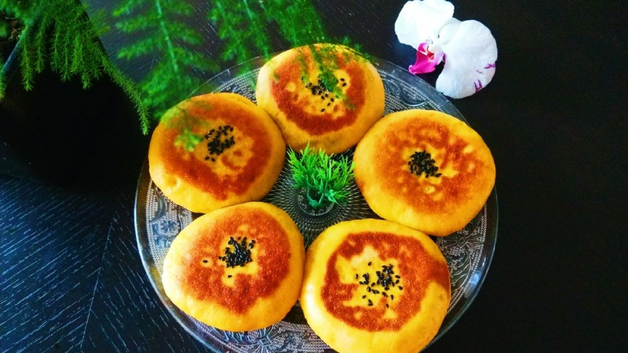 新文美食  南瓜红糖发面饼