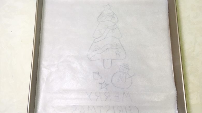 圣诞树蛋糕卷,百度一张自己喜欢的圣诞树图案，之后画在油纸上，画画的一面朝下铺在烤盘内