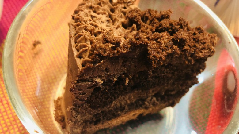 最经典浓郁巧克力奶酪蛋糕,大家一起分享。