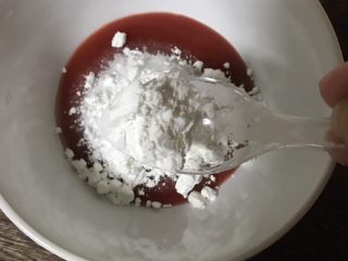 糖醋丸子,加5克淀粉