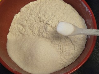 香软手撕椰蓉土司🍞,在加3克盐。