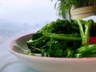 炝炒油菜苔,成品。