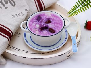 紫薯百合冰糖粥,再来一张美美哒。