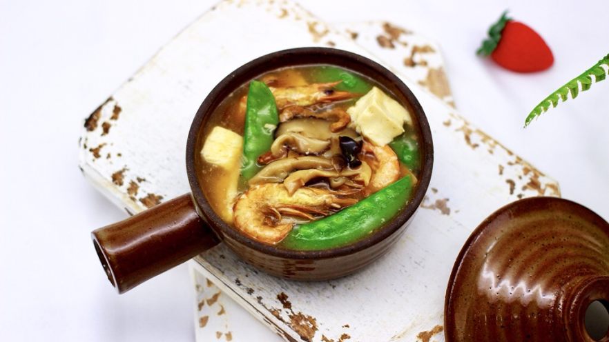 六鲜菌菇海鲜豆腐什锦汤