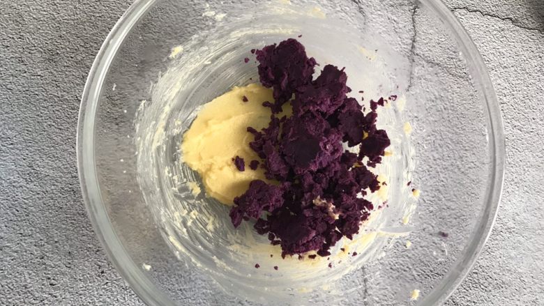 紫薯曲奇,加入紫薯泥
