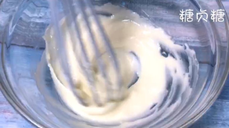 酸奶溶豆,拌匀至无颗粒状态，
