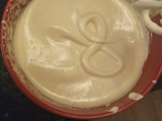 卡仕达长崎杯子蛋糕,打发这样画八字不消失。