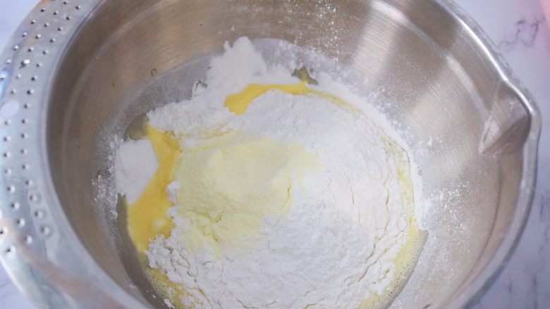 原味麻薯包,加入麻薯预拌粉和能立多配方奶粉