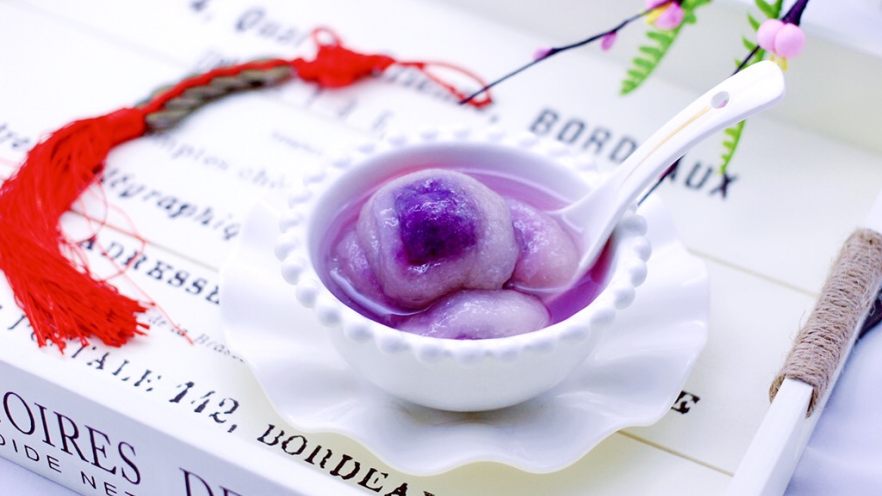 养肝抗衰老的水晶紫薯汤圆