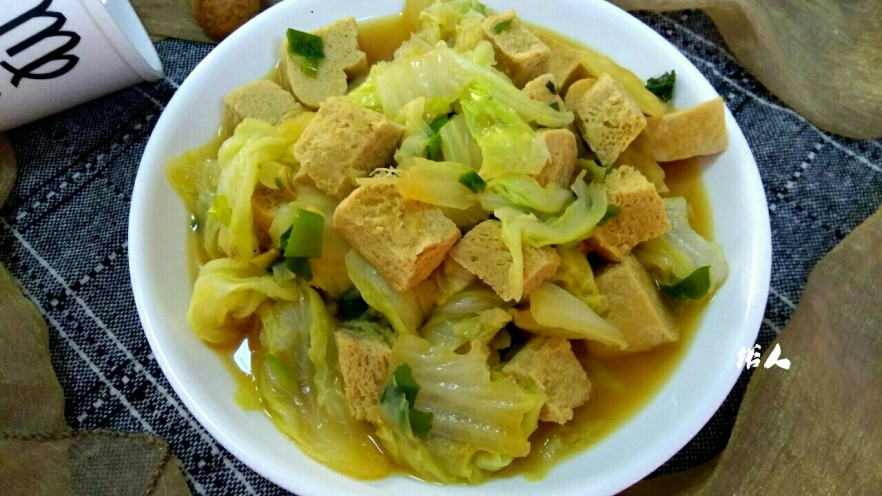 白菜炖冻豆腐