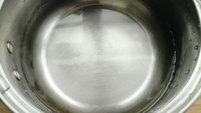 自制肠粉,约250克的水。