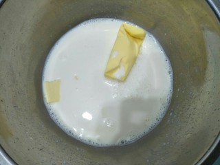麻薯包,黄油牛奶混合