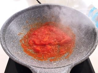 10分钟快手菜  番茄炒蛋,翻炒成细腻的番茄酱