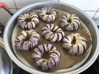 紫薯花样馒头,冷水上锅蒸20分钟