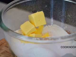 棉花糖酸甜柠檬塔,加入黄油