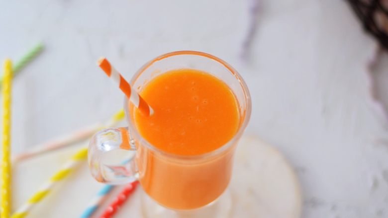 橙子胡萝卜汁,图二