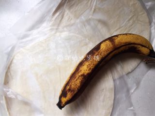飞饼版  快手香蕉派,超简单的材料。
