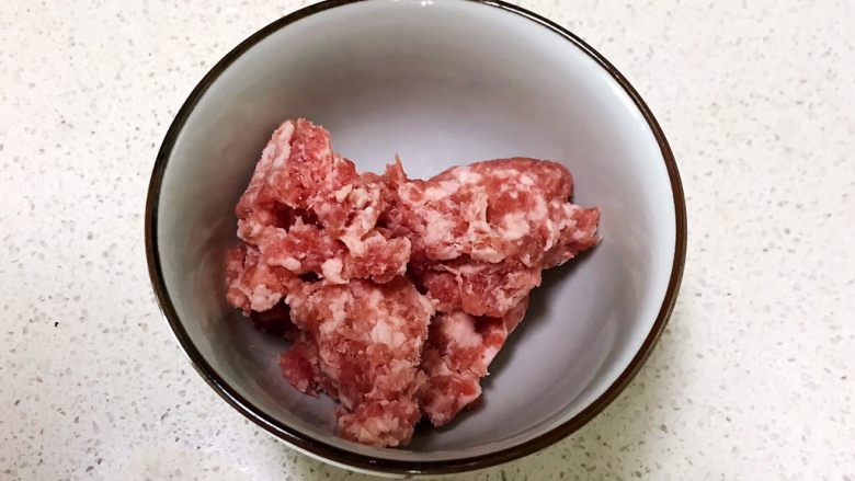 宝宝健康食谱  豉油肉末烧土豆,猪肉末100克