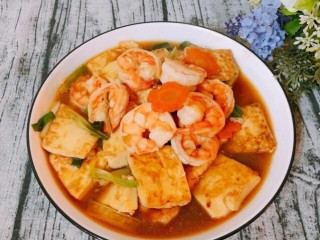 酱烧虾仁豆腐,咔咔咔！鲜甜美味的酱烧虾仁豆腐上桌啦！