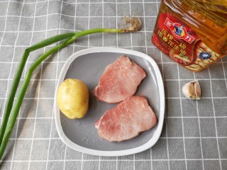 福州荔枝肉,准备食材。