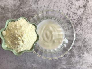 酸奶溶豆,酸奶中加入奶粉
