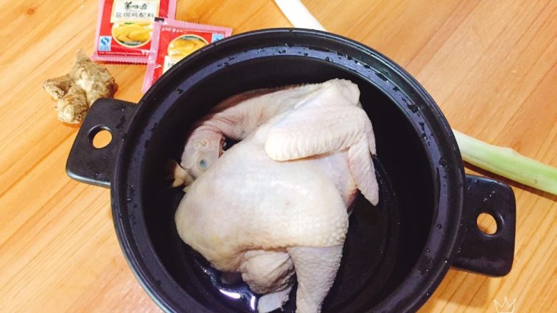 电饭煲版盐焗鸡,食材准备
