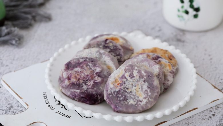 饺子皮紫薯饼,成品图