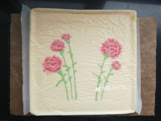 母亲节—康乃馨彩绘蛋糕,然后翻过来放在晾架子上
