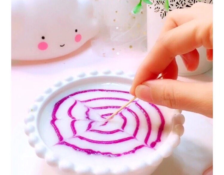 紫薯山药泥,用牙签做出花型