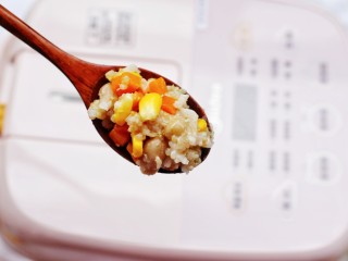 宝宝最爱的藜麦杂蔬饭～,味道超赞。