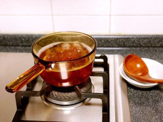 桃胶芋圆水果羹,四十分钟左右后我感觉我用的锅小了点