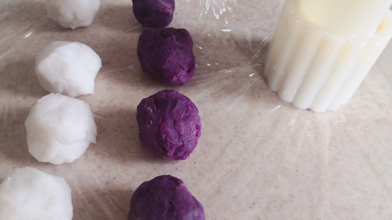 颜值担当紫薯山药饼,用模具压出喜欢的图案