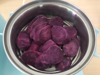 紫薯芝士发饼,放温。