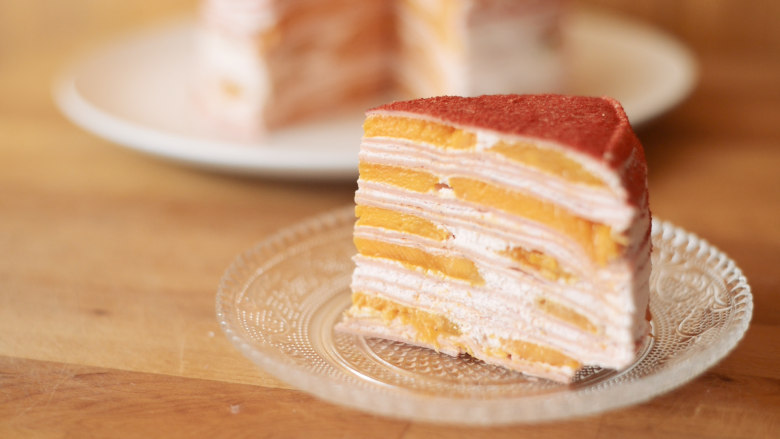 火龙很芒千层蛋糕,不用烤箱，酸酸甜甜的水果小蛋糕做好了